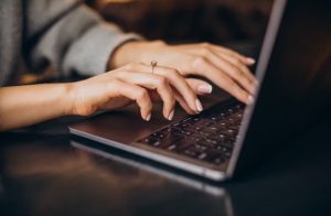 Curso conserto e manutenção de notebook André Cisp